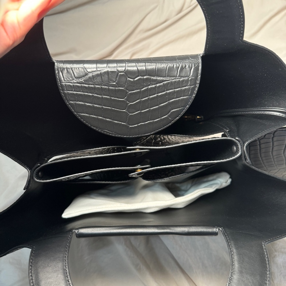 Bottega Veneta Skypper Croc Embossed Leather Tote - Picture 10 of 10